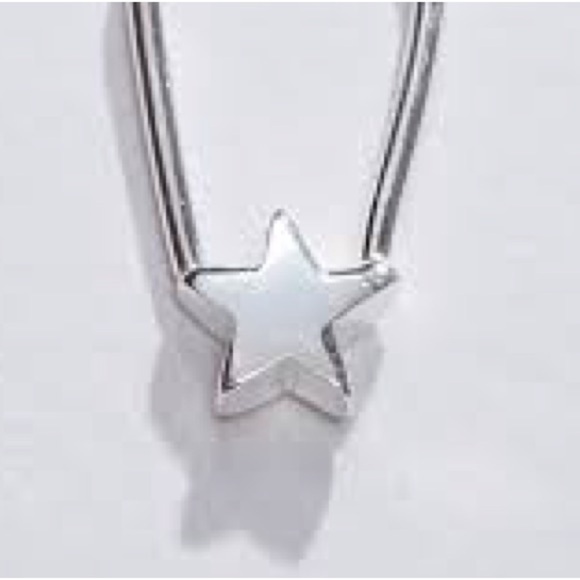 Silver Star Hoop Earrings Dainty Safety Pin Star Silver 925 - Picture 5 of 6